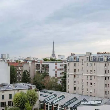 Charming With Eiffel Tower Views In Pariss 15th Appartamento